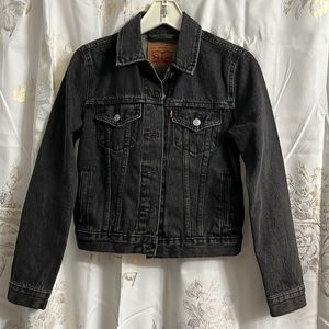 Levi’s Strauss black jean jacket S